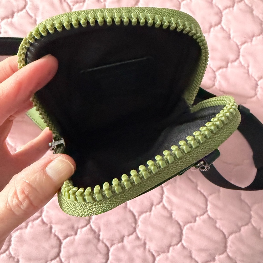 Coach Camouflage and Black Crossbody and/or Belt Bag - Picture 3 of 7